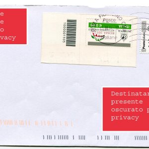 Interpol con codice a barre su busta